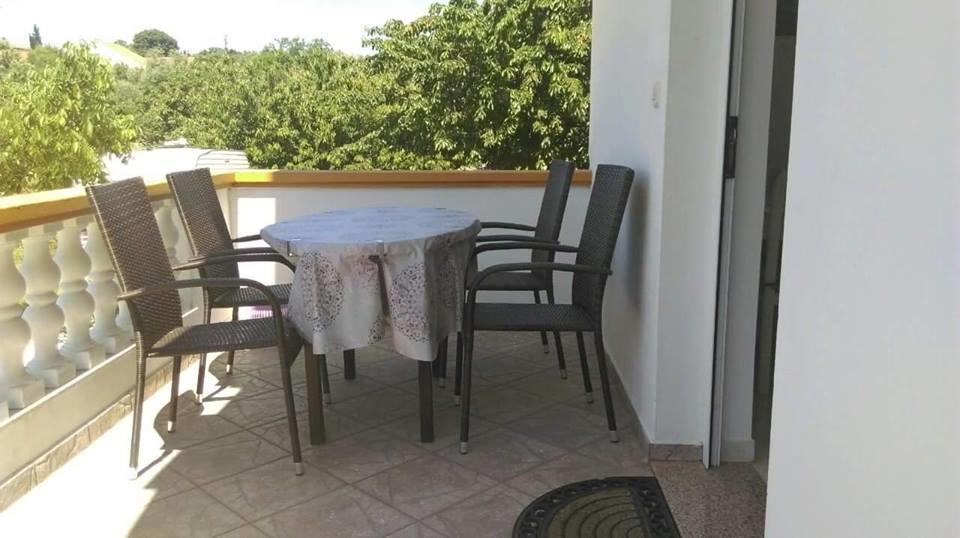 Sutomiscica Apartments Lena מראה חיצוני תמונה