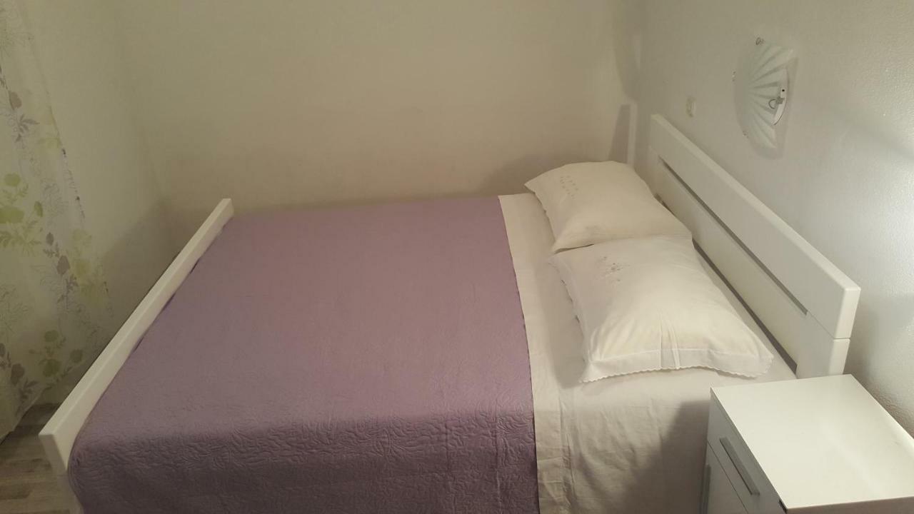 Sutomiscica Apartments Lena מראה חיצוני תמונה